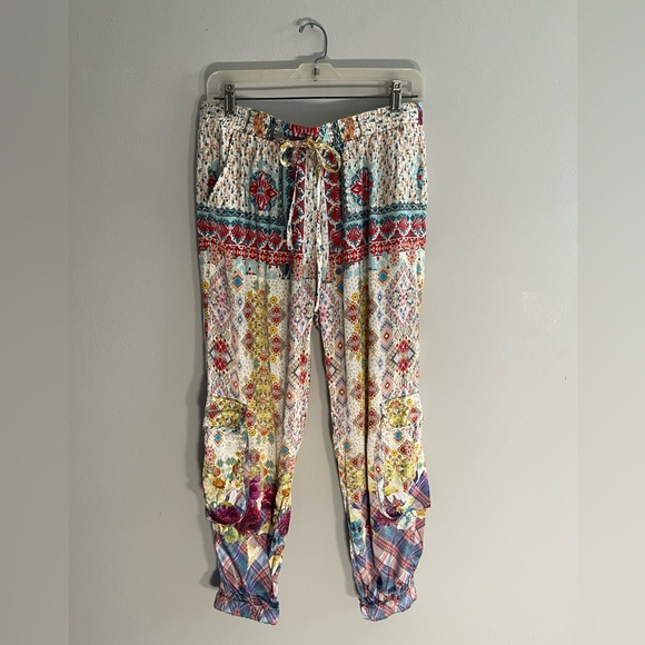 Johnny Was S Landa Printed Satin Drawstring Cargo Pants - Picture 4 of 8